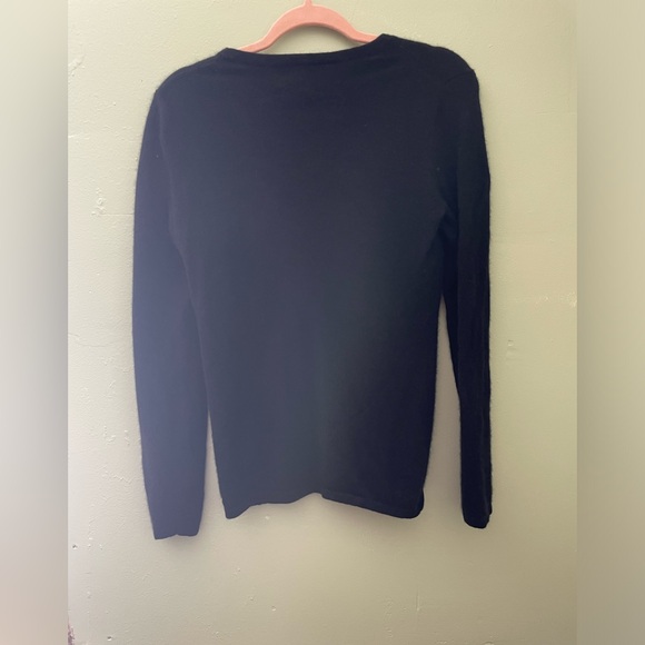 Lands’ End Basic Black Cashmere Crewneck Sweater - Picture 3 of 10